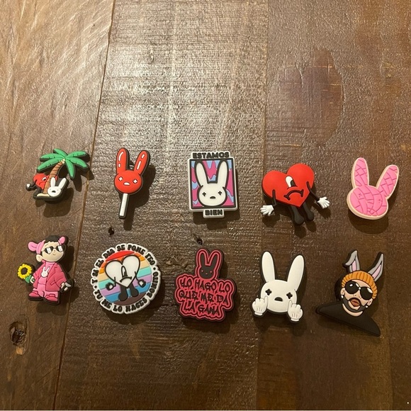 Bad‎ Bunny 10 Piece Crocs Charms Set - Buy 3 of More Get 50% OFF - Picture 1 of 4
